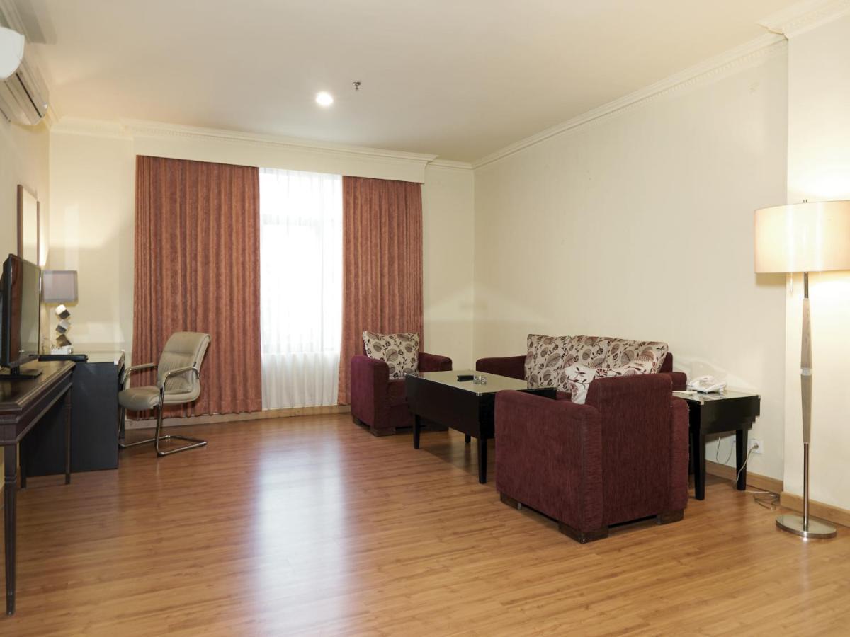 Hotel Sari Ater Kamboti 4*