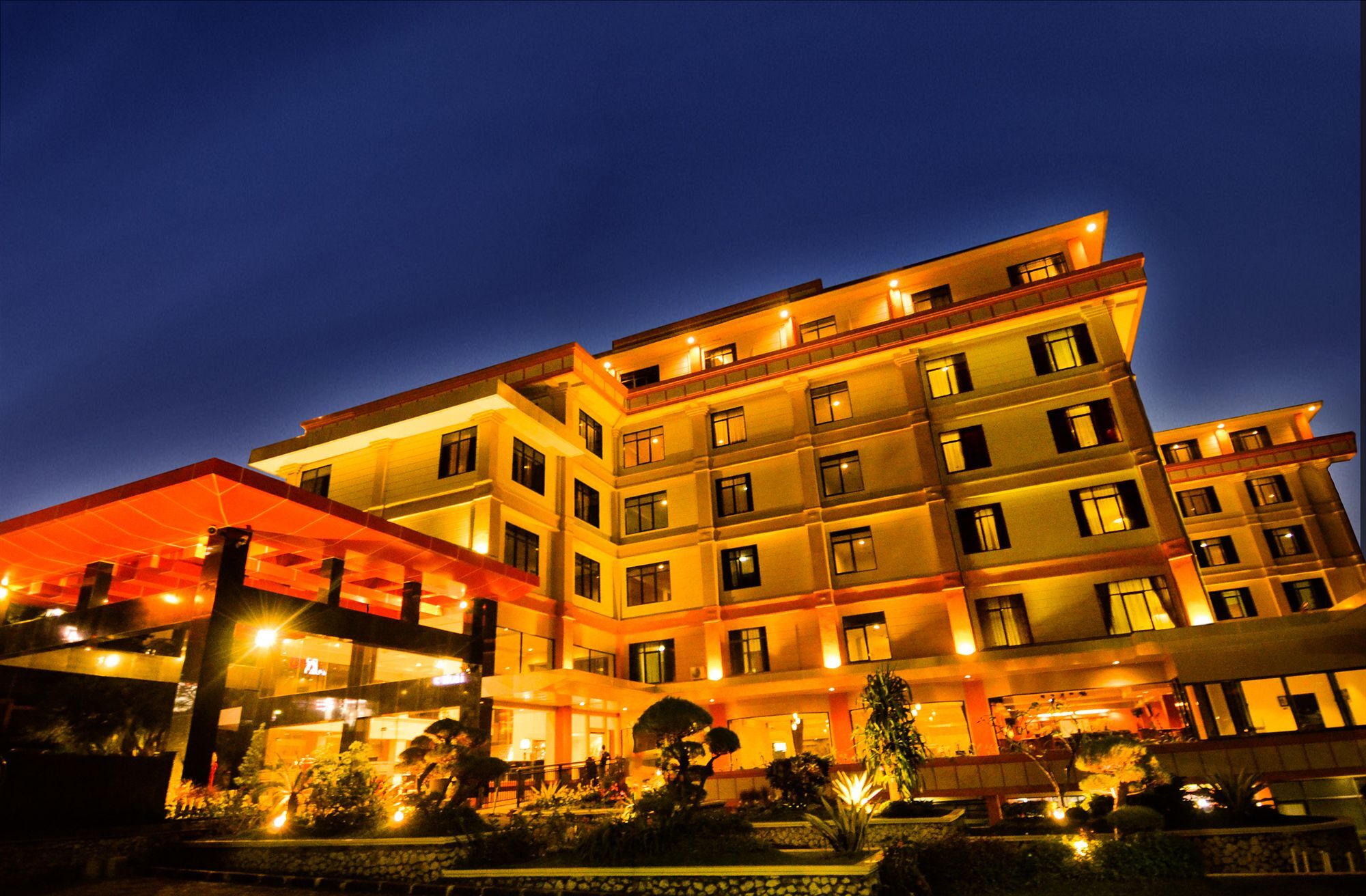Hotel Sari Ater Kamboti 4*