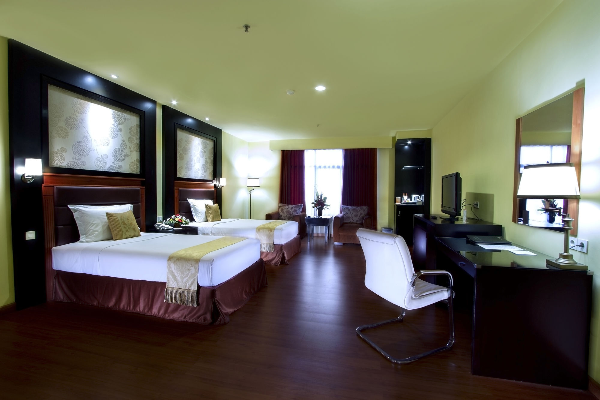 Hotel Sari Ater Kamboti 4*